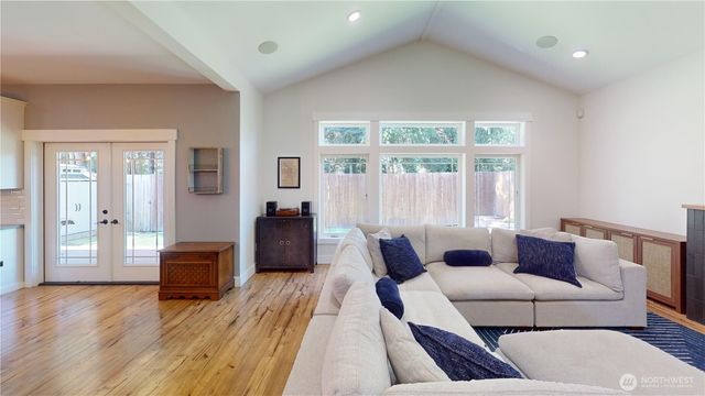 116 Alameda Avenue, Fircrest, WA 98466