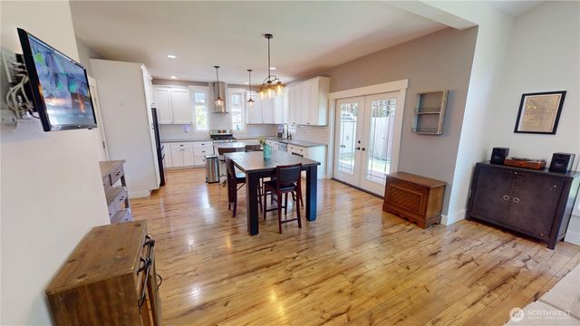 116 Alameda Avenue, Fircrest, WA 98466