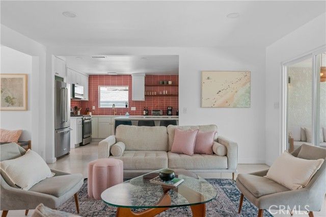 3760 E Camino San Simeon, Palm Springs, CA 92264