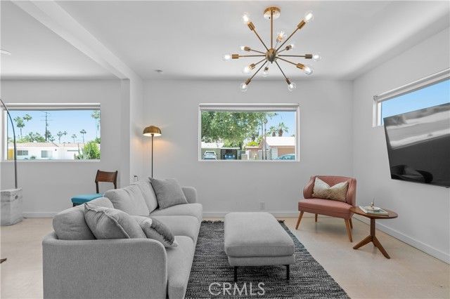 3760 E Camino San Simeon, Palm Springs, CA 92264