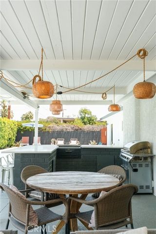 3760 E Camino San Simeon, Palm Springs, CA 92264