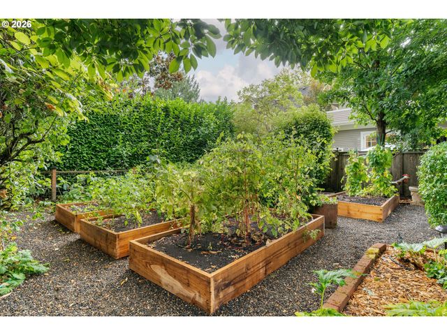 2829 Ne 17TH Ave, Portland, OR 97212