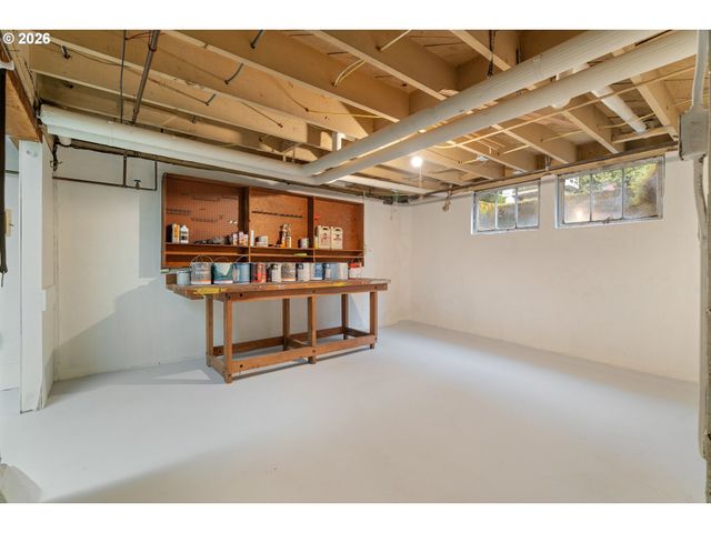 2829 Ne 17TH Ave, Portland, OR 97212
