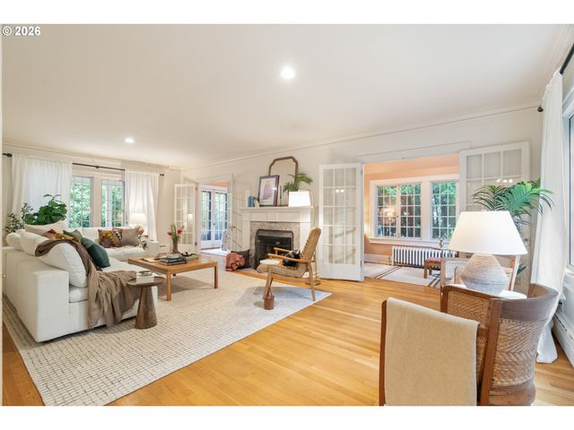 2829 Ne 17TH Ave, Portland, OR 97212