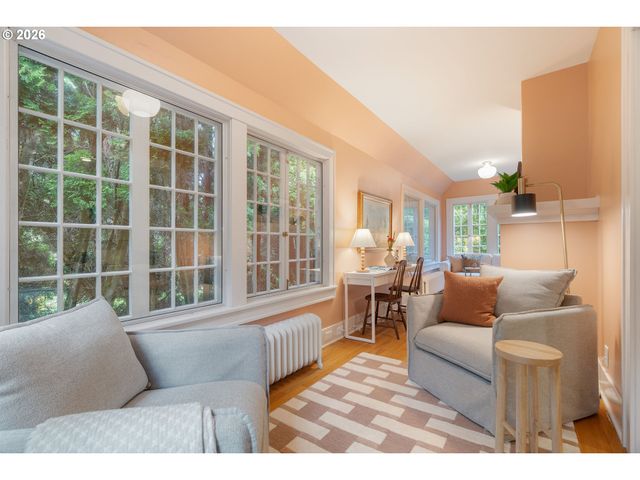 2829 Ne 17TH Ave, Portland, OR 97212