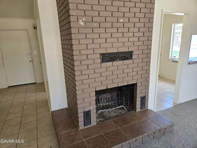 44502 E 2nd Street, Lancaster, CA 93535