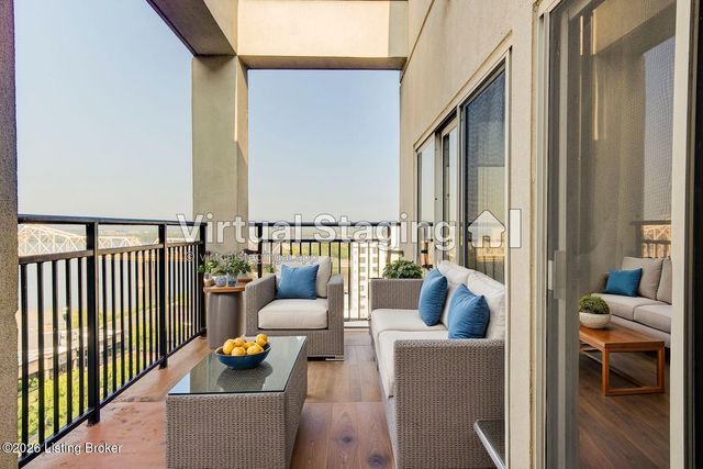 1 Riverpointe Plaza APT 1105, Jeffersonville, IN 47130