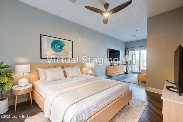 1 Riverpointe Plaza APT 1105, Jeffersonville, IN 47130