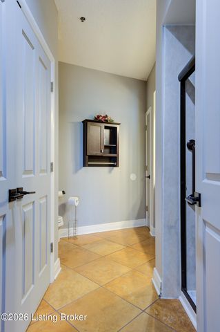 1 Riverpointe Plaza APT 1105, Jeffersonville, IN 47130