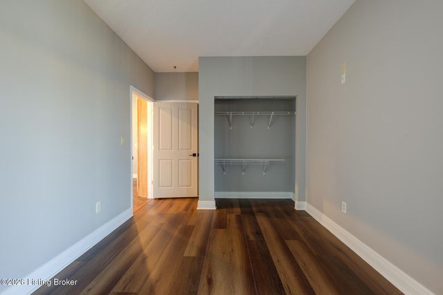 1 Riverpointe Plaza APT 1105, Jeffersonville, IN 47130