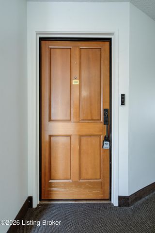 1 Riverpointe Plaza APT 1105, Jeffersonville, IN 47130