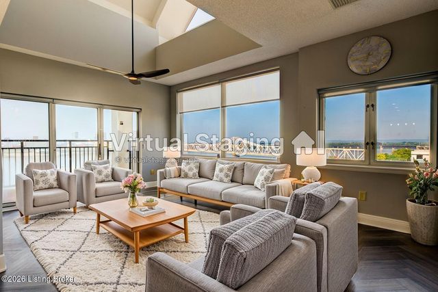 1 Riverpointe Plaza APT 1105, Jeffersonville, IN 47130