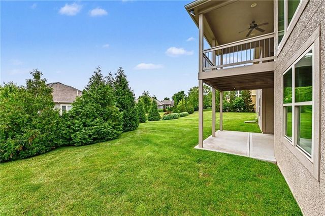 10015 N Michigan Avenue, Kansas City, MO 64155