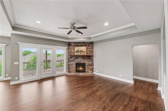 10015 N Michigan Avenue, Kansas City, MO 64155
