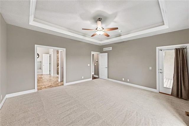 10015 N Michigan Avenue, Kansas City, MO 64155
