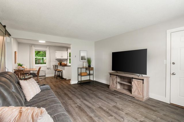 314 Sherwood Square, Essex Junction, VT 05452