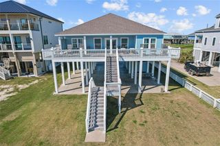 3026 Copacabana Drive, Crystal Beach, TX 77650