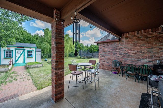 8905 SW 53rd Court, Oklahoma City, OK 73179