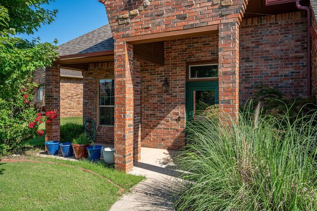 8905 SW 53rd Court, Oklahoma City, OK 73179