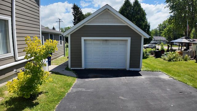 305 N Milwaukee STREET, Theresa, WI 53091