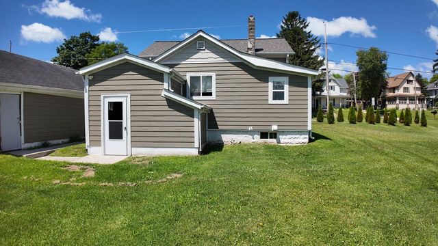 305 N Milwaukee STREET, Theresa, WI 53091