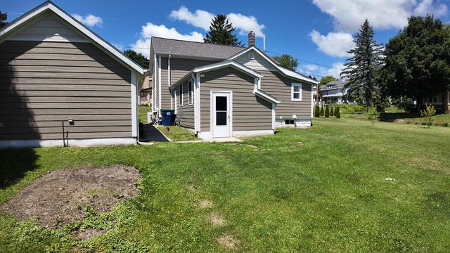 305 N Milwaukee STREET, Theresa, WI 53091