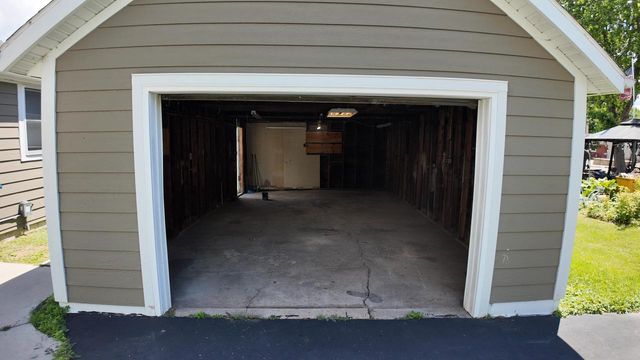 305 N Milwaukee STREET, Theresa, WI 53091