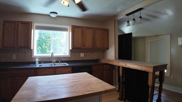 305 N Milwaukee STREET, Theresa, WI 53091