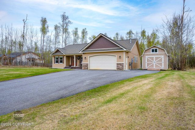 3426 W Birch Meadows Road, Wasilla, AK 99654