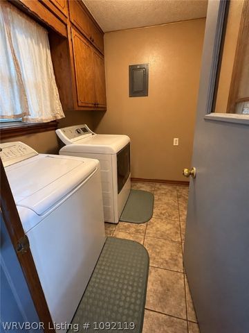 1305 Meadow Lane, Fort Smith, AR 72908