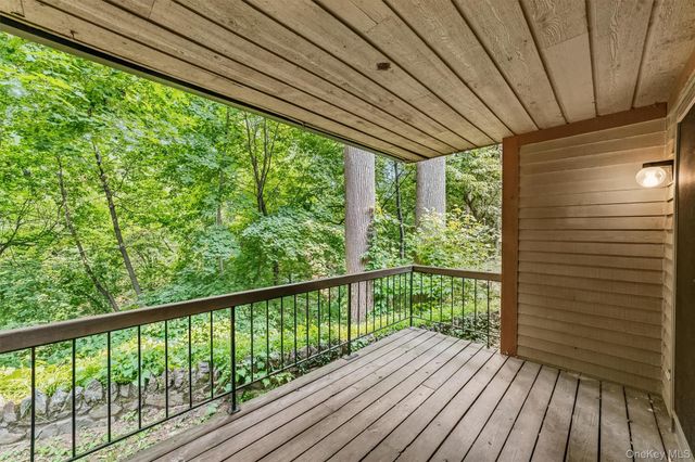 101 Eagle Bay Drive, Ossining, NY 10562