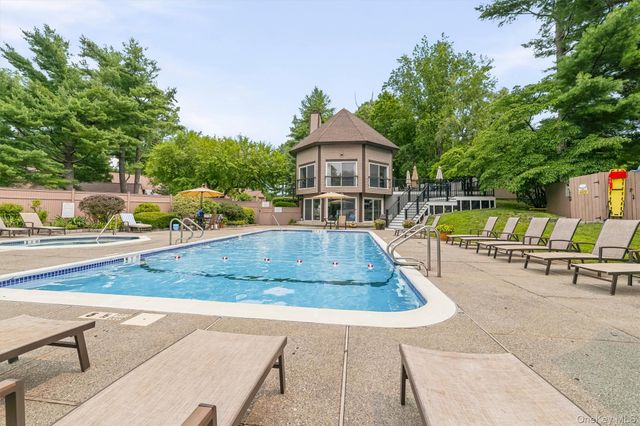 101 Eagle Bay Drive, Ossining, NY 10562