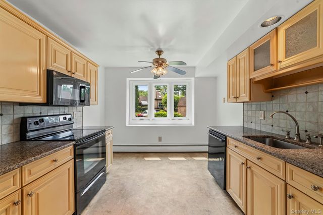 101 Eagle Bay Drive, Ossining, NY 10562
