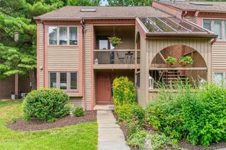 101 Eagle Bay Drive, Ossining, NY 10562