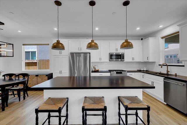 11962 Granzella Way, Rancho Cordova, CA 95742