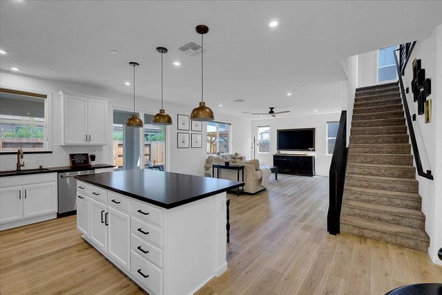 11962 Granzella Way, Rancho Cordova, CA 95742