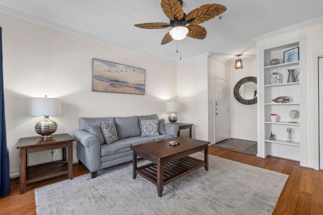 700 Daniel Ellis Drive 9203, Charleston, SC 29412