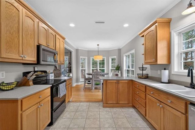 10 Susanne Court, Rome, GA 30165