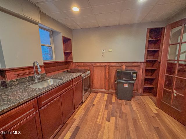 79 Columbia Street, Albany, NY 12210