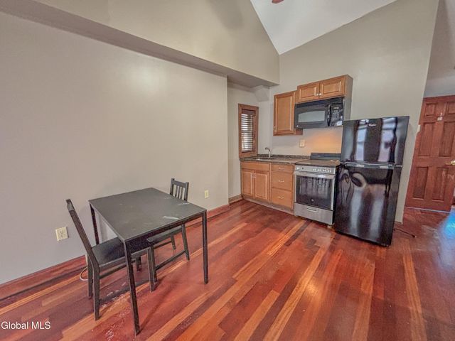 79 Columbia Street, Albany, NY 12210