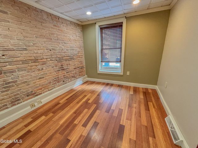 79 Columbia Street, Albany, NY 12210