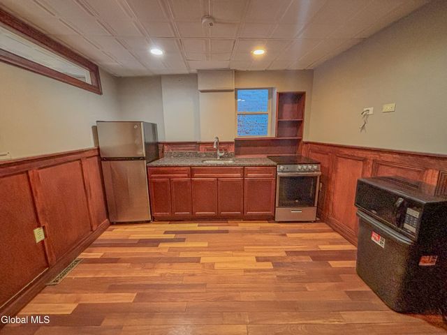 79 Columbia Street, Albany, NY 12210