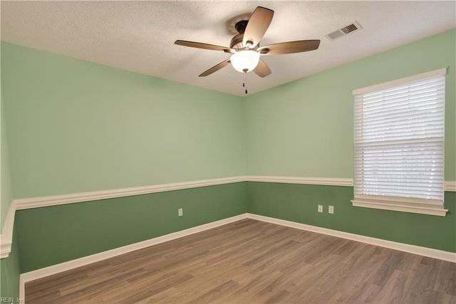 5 Easthill CT, Hampton, VA 23664