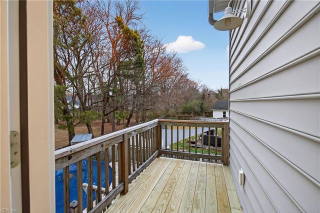 5 Easthill CT, Hampton, VA 23664