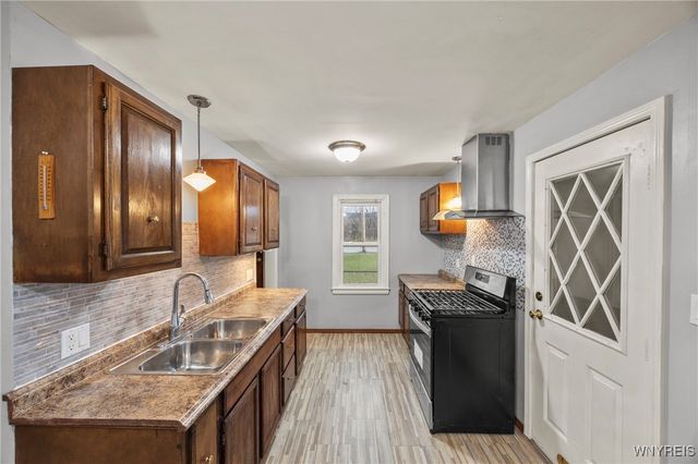 3510 Chapin Avenue, Niagara Falls, NY 14301