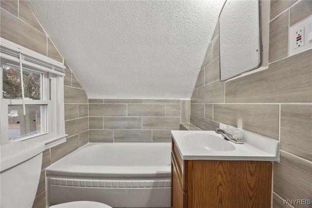 3510 Chapin Avenue, Niagara Falls, NY 14301