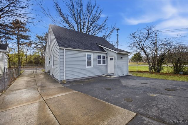 3510 Chapin Avenue, Niagara Falls, NY 14301