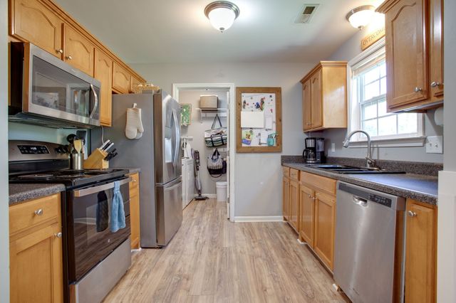743 Elm St, Spring Hill, TN 37174