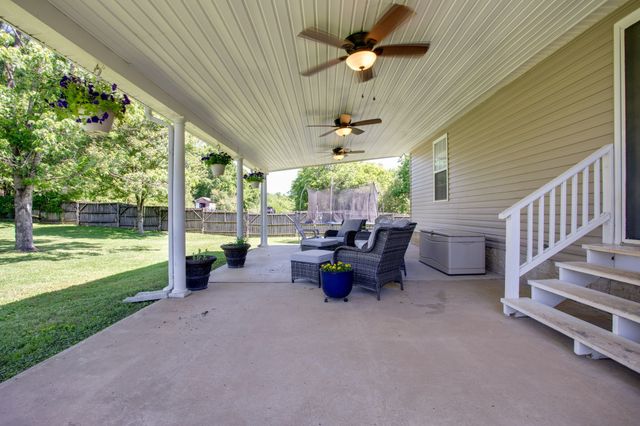 743 Elm St, Spring Hill, TN 37174