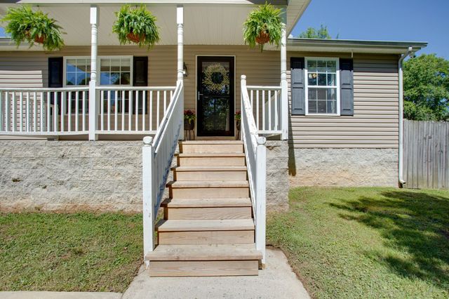 743 Elm St, Spring Hill, TN 37174